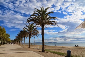 partez en pension complète à Rosas sur la Costa Brava avec Stéphanie Rodriguez